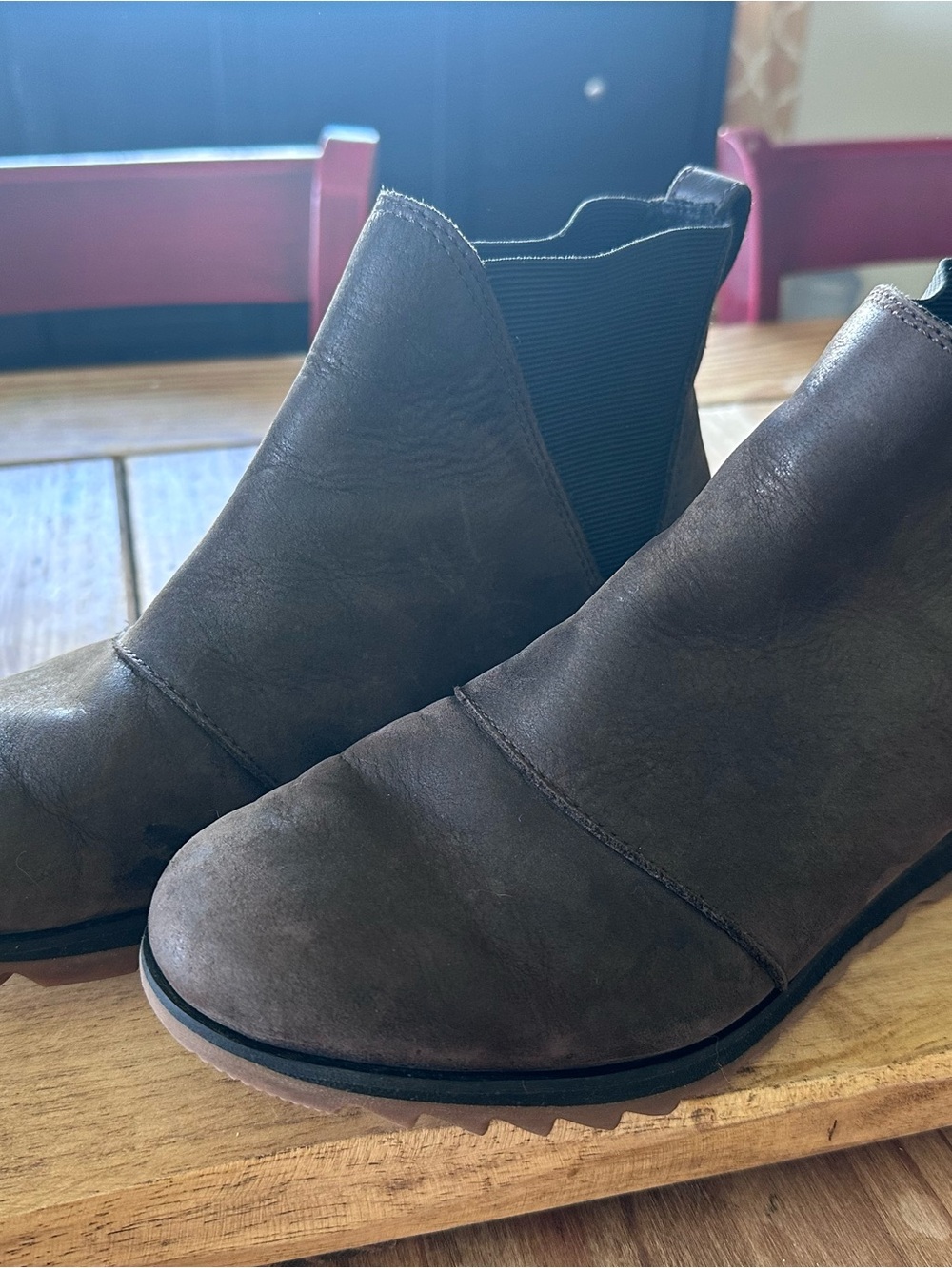Sorel Dark Brown Harlow Chelsea Ankle Booties size 8